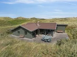 Summerhouse In Peaceful Surroundings