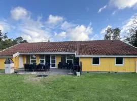 Large Holiday Home With Pool Spa And Sauna