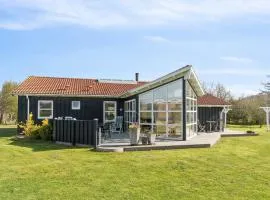 Super Nice Holiday Home With Whirlpool