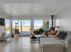 Lovely Summer House By Arresø
