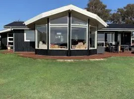 Lovely Holiday Home With Water View