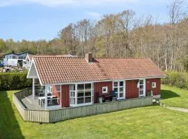 Cozy Holiday Home Near Forest And Beach