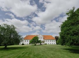 Hindemae Estate For Holidays And Events，Ullerslev的飯店