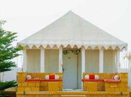 Desert Heritage Luxury Camp & Resort Sam，山姆的飯店