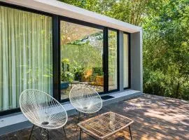 Guru Giri Forest Cabin Villa