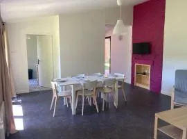 Gîte moderne proche du lac - Calme absolu - 6 pers