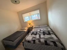 Vancouver Downtown Cozy Room Near FIFA Stadium - Free Parking & Fast Wi-Fi