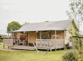 Safari Tent House for 8 in Kesteren