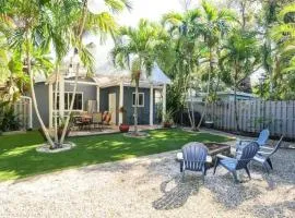 Peacock Villa 2 by Dream Vacation