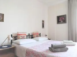 Private room and bathroom close to Piazzale Roma in Venice Mestre