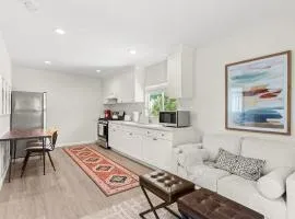 Simi-Valley Apartment by Dream Vacation