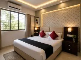Hotel Galaxy Comforts - Near Mumbai International Airport