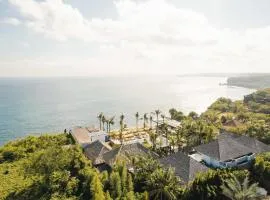 Ulu Cliffhouse
