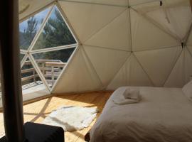 Baker Domo Lodge, hotel in Cochrane