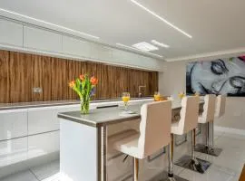 Finest Retreats - Hollies Coach House