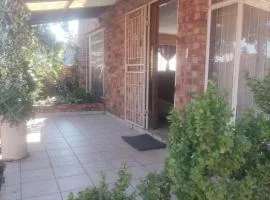 Bushman Kraal Backpackers