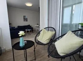 Landmark 1BDR Apartment in Center, next to Metro