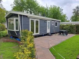 Camping de Zandhorst, Chalet Madera