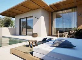 Eleni Village & Suites