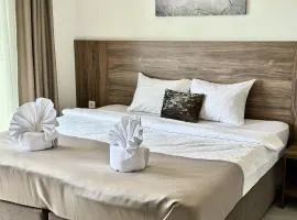 Guest House West Gate