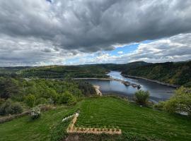 Le Panoramic Garabit, hotel di Anglards-de-Saint-Flour
