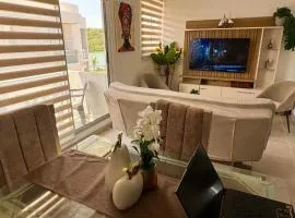 Modern Coastal Retreat Near the Beach
