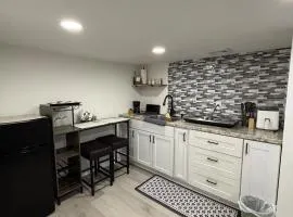 Private&Modern cozy studio in Greer