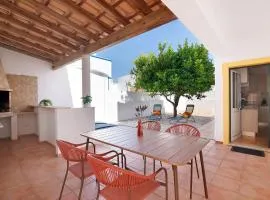 Modern Villa In Olhao