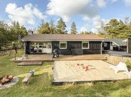Beach Front Home In Blåvand With Sauna