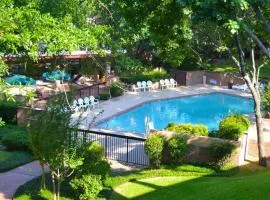 Nexstay Grand Hotel & Conference Center