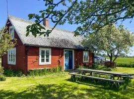 1 Bedroom Gorgeous Home In Köpingsvik