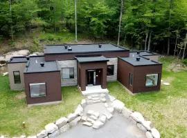 Modern Luxury Chalet Private Jacuzzi