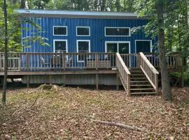 Lil' Blue Studio Home Near Livingston and Byrdstown, Tennessee and Dale Hollow Lake