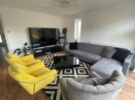Rooms in Luxury 6 Bedroom House
