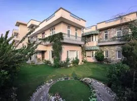 IT City Luxe Homestay-Secure & Comfortable Stay in Mohali
