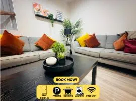 Spacious 6BR House Sleeps 8 | Near City Centre