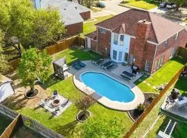 5BD 2BA Luxury Modern Vibes Pool & Playground