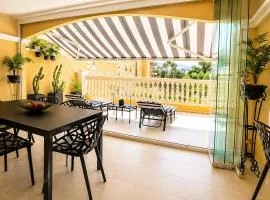 Apartamento Sofia Denia con piscina y terraza soleada con vistas al Montgó by Family Homes Rentals