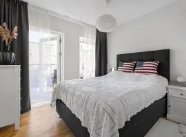Stylish Sätra Apartment with Balcony Near Metro