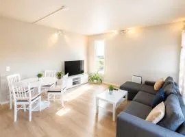 Modern apartment near Bergen, in Søfteland & nature