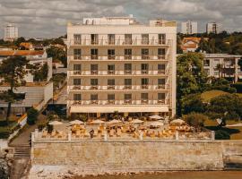 Hôtel Les Brises, hotel v La Rochelle