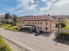 Ubytování U Račáků, hotel a Frymburk