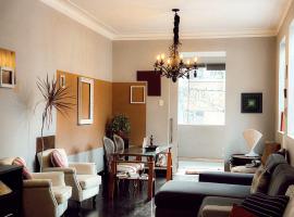 Hostel Triplo J e Guest House โรงแรมในซัลวาดอร์