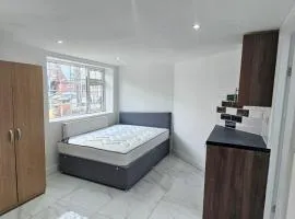 Burnside Studio Flat