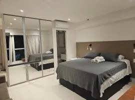 Flat SAINT MORITZ, Luxuoso, Aconchegante, Vista Esplanada dos Ministérios, Executivo ou Família
