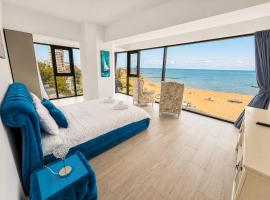 Maritimo ApartHotel, hotel en Constanza