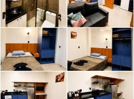 Studio Moderno e Novo - Cozinha Completa, Ar Condicionado e Wifi - Rápido Acesso ao Centro