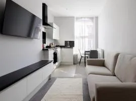 Central Tower Street Apartment 2