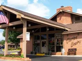 Charles Wesley Motor Lodge Downtown Broken Bow- Hochatown
