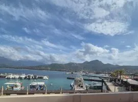 Charmant appartement dans l'un magnifique port